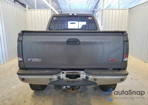 2003 Ford F250 Super Duty z USA, uszkodzony, nr VIN 1FTNW21S93EB80974